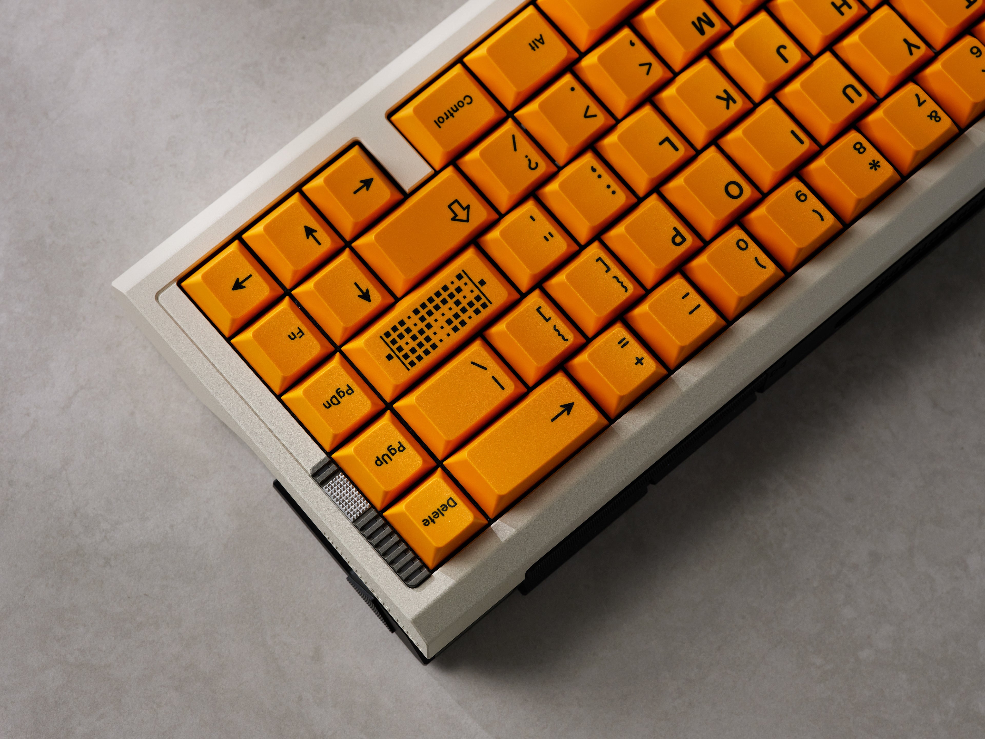 [In Stock] GMK CYL ADA