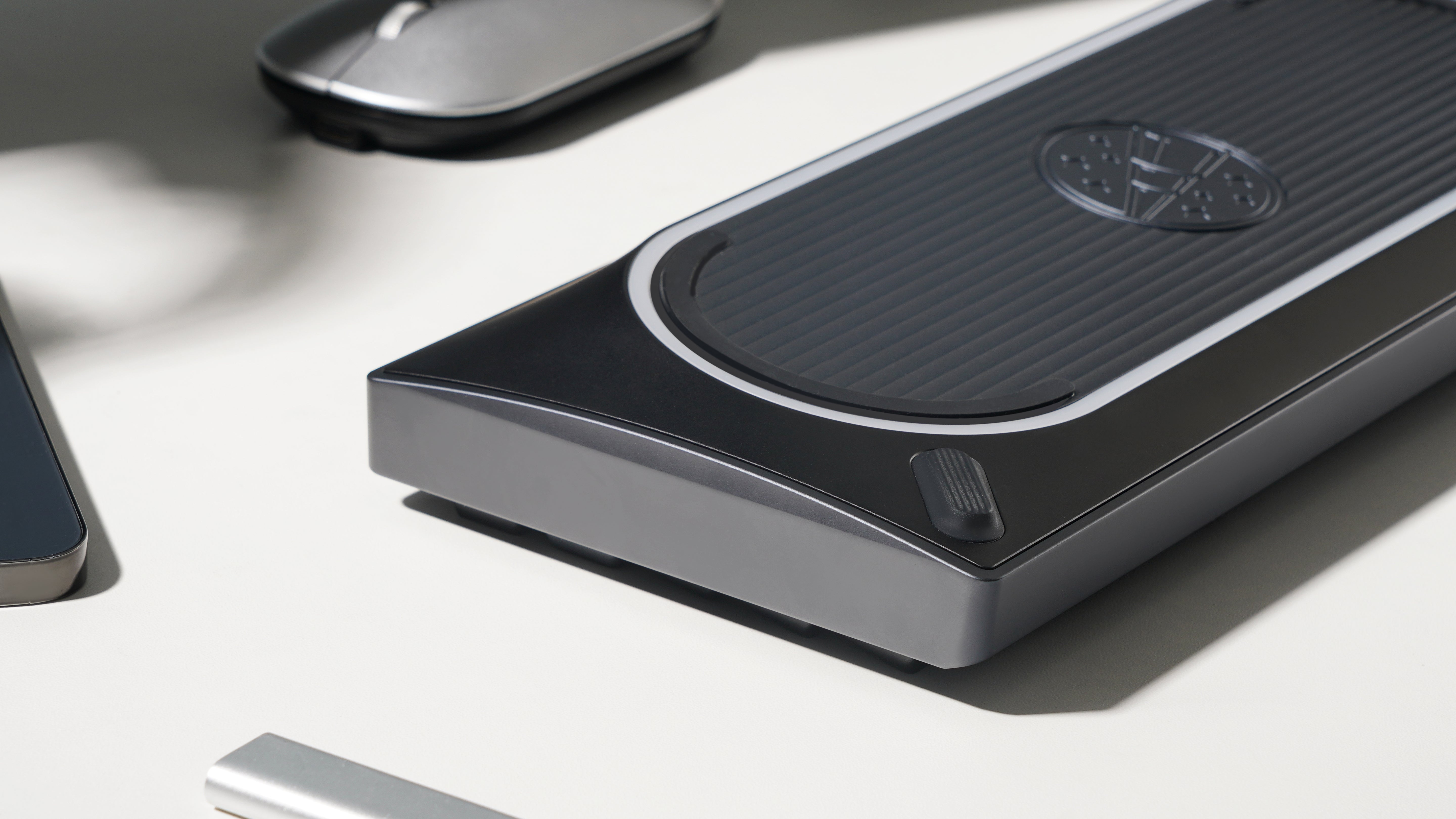 [Group Buy] ZOOM64 Titanium Grey