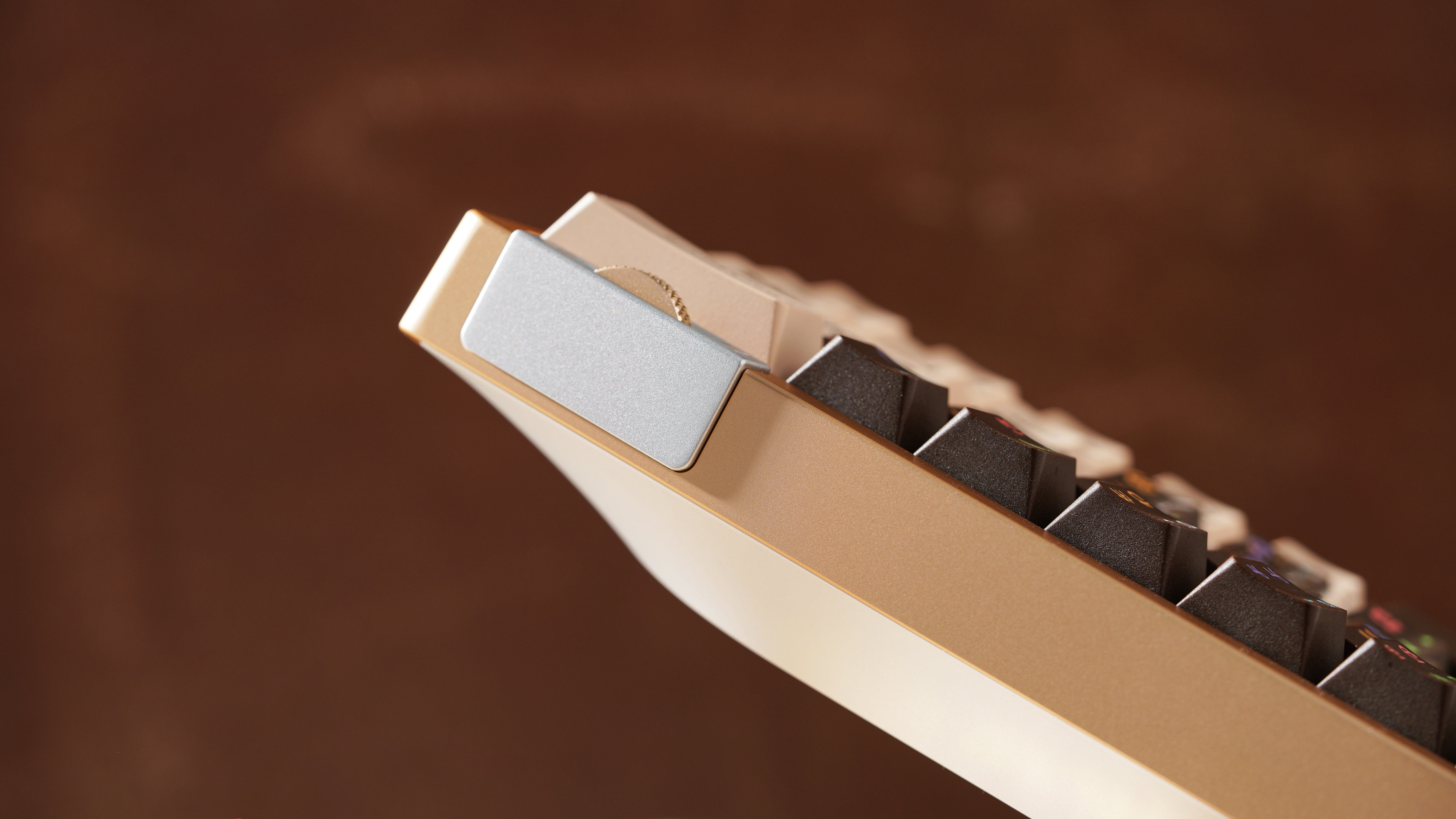 [Group Buy] ZOOM64 Velvet Gold