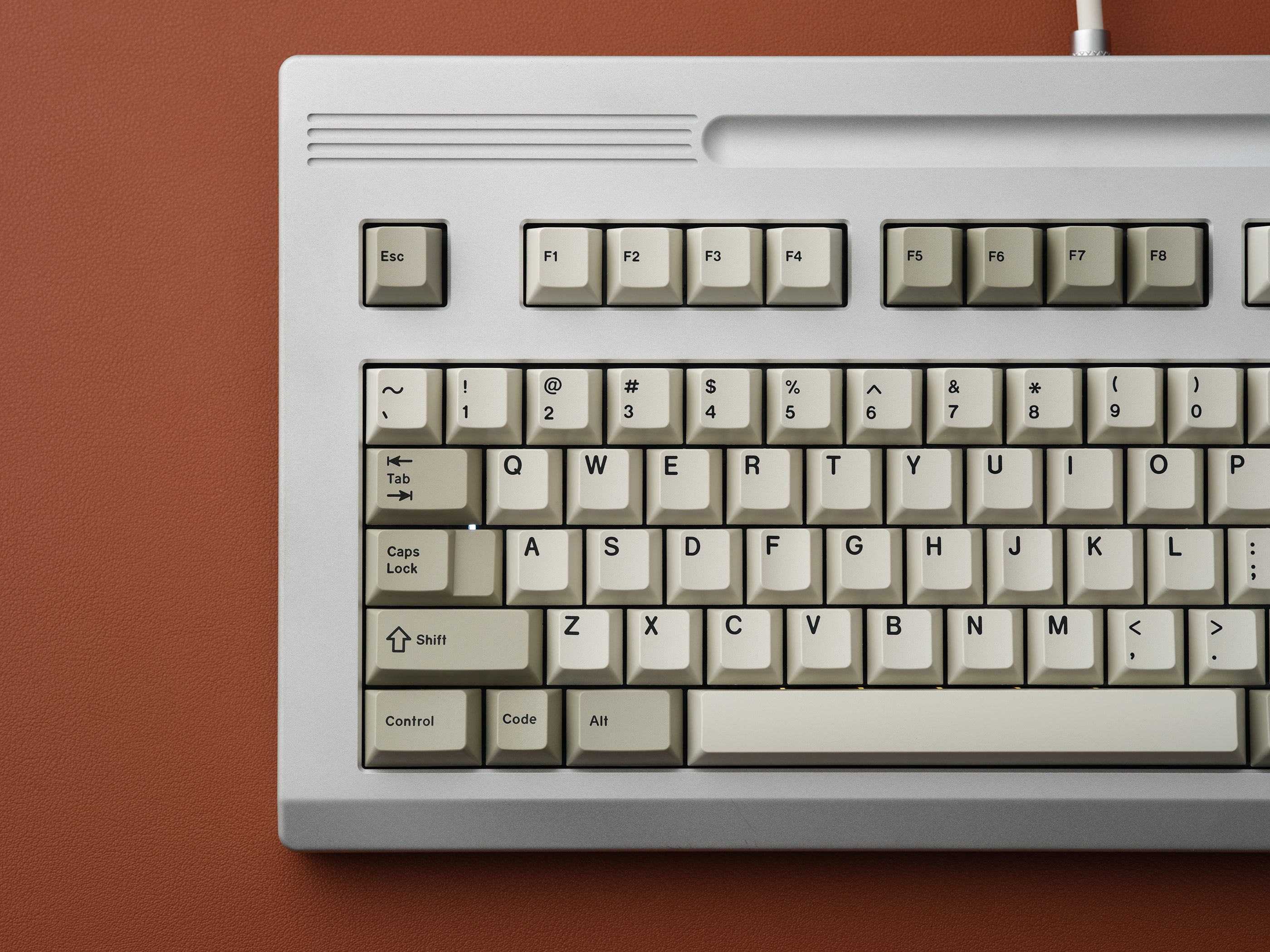 [In Stock] GMK CYL Classic Beige Keycaps