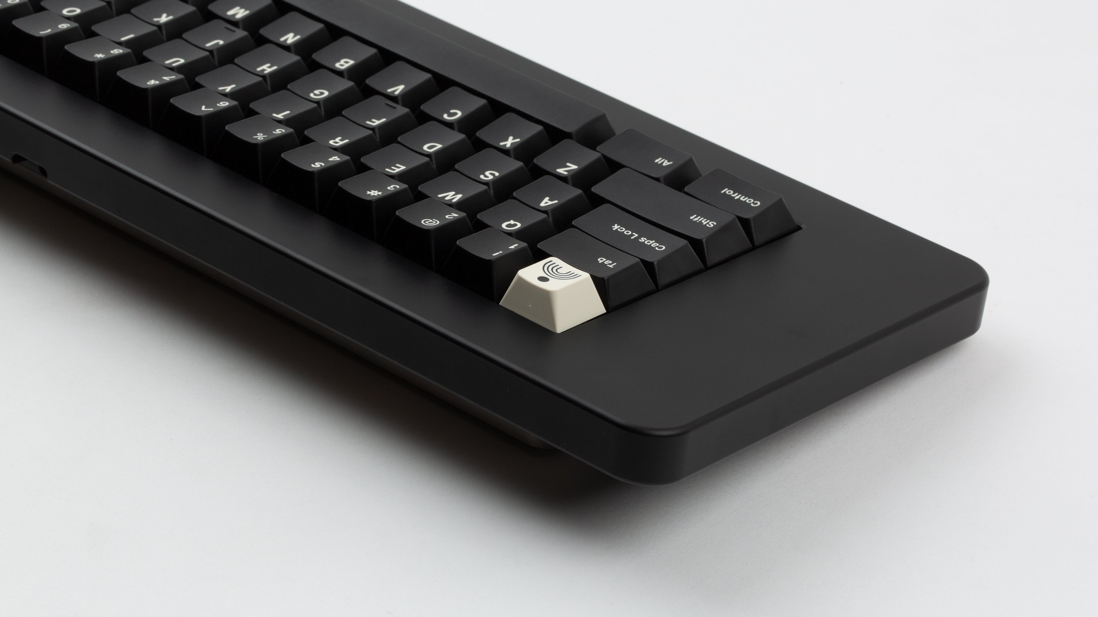 [Group Buy] GMK CYL Noire Small Batch