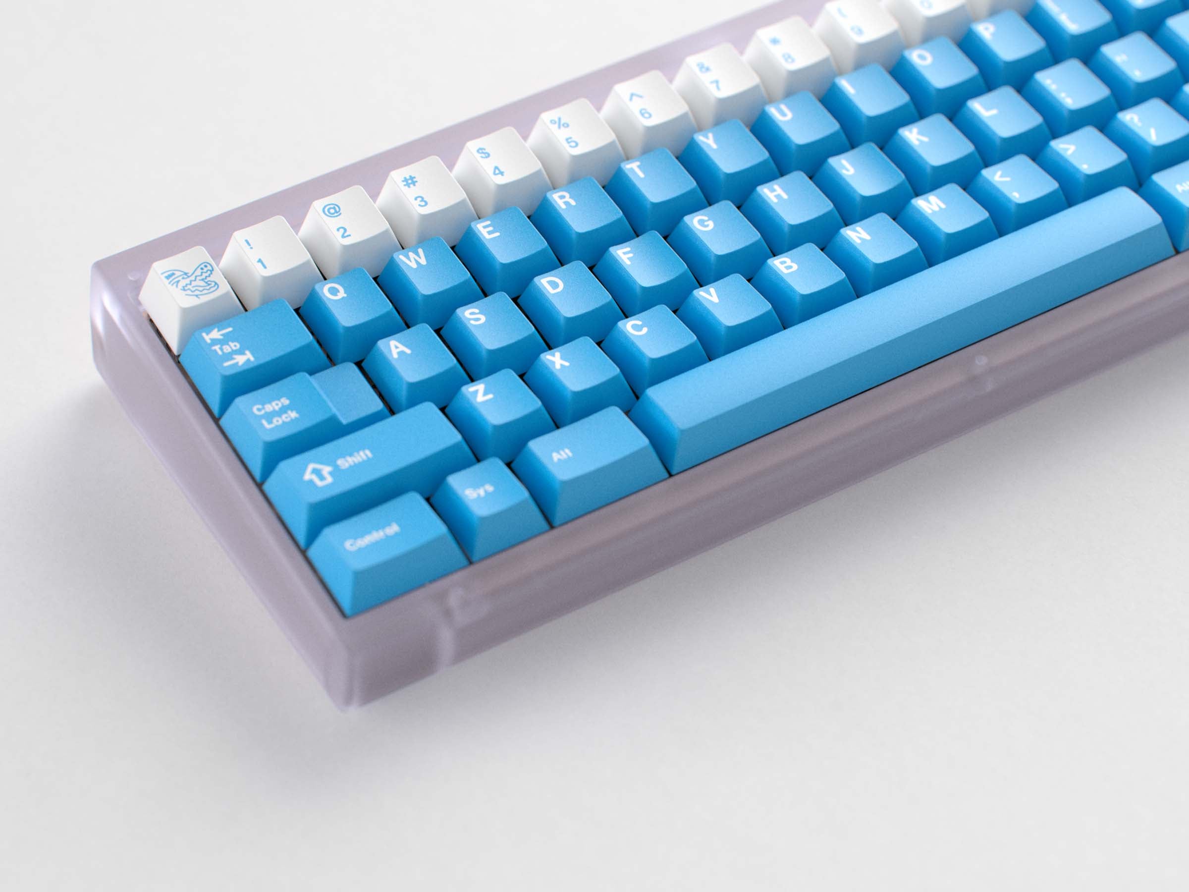 [Group Buy] GMK CYL Unobtainium Blue
