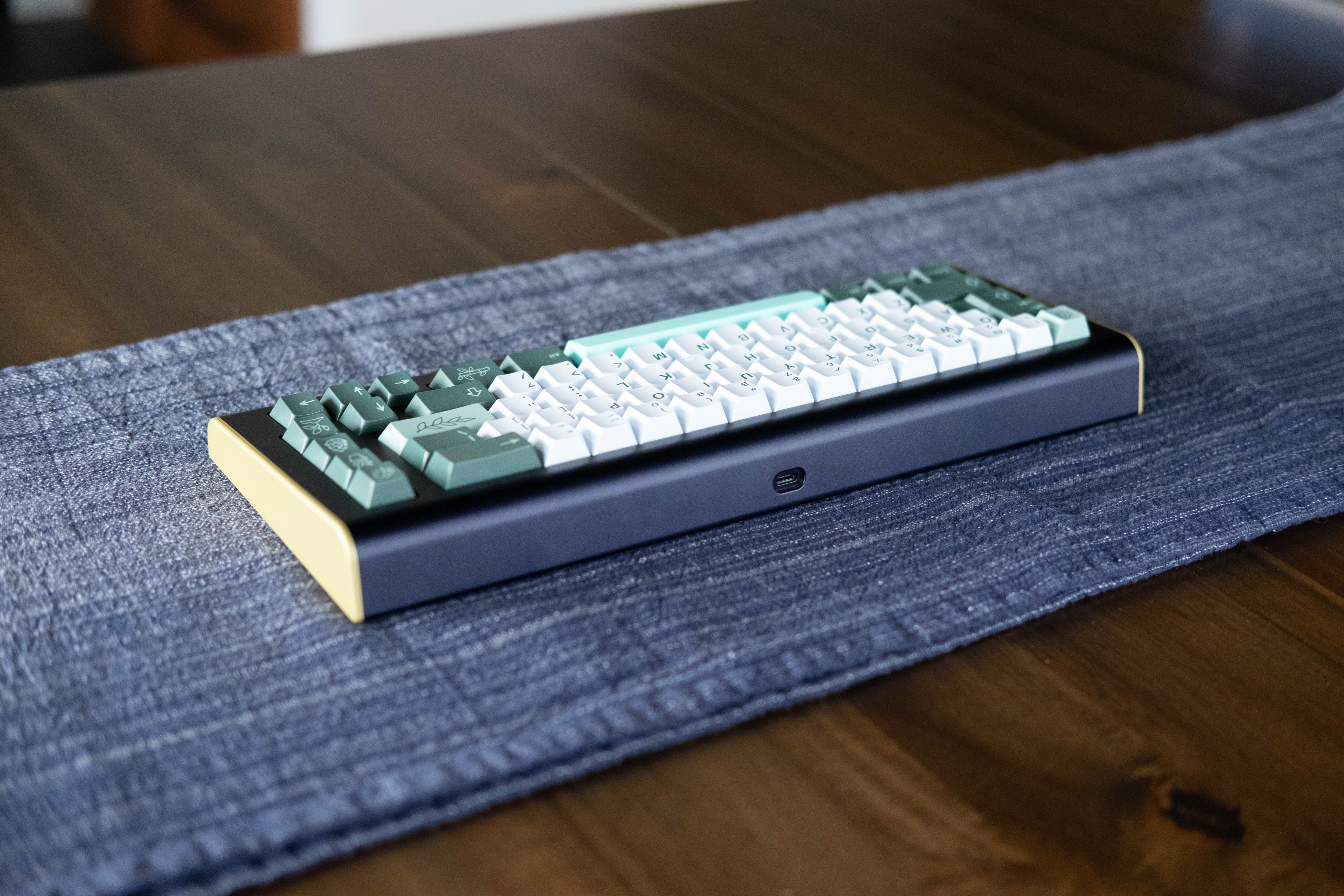 In Stock] Gentoo Keyboard Kit – iLumkb