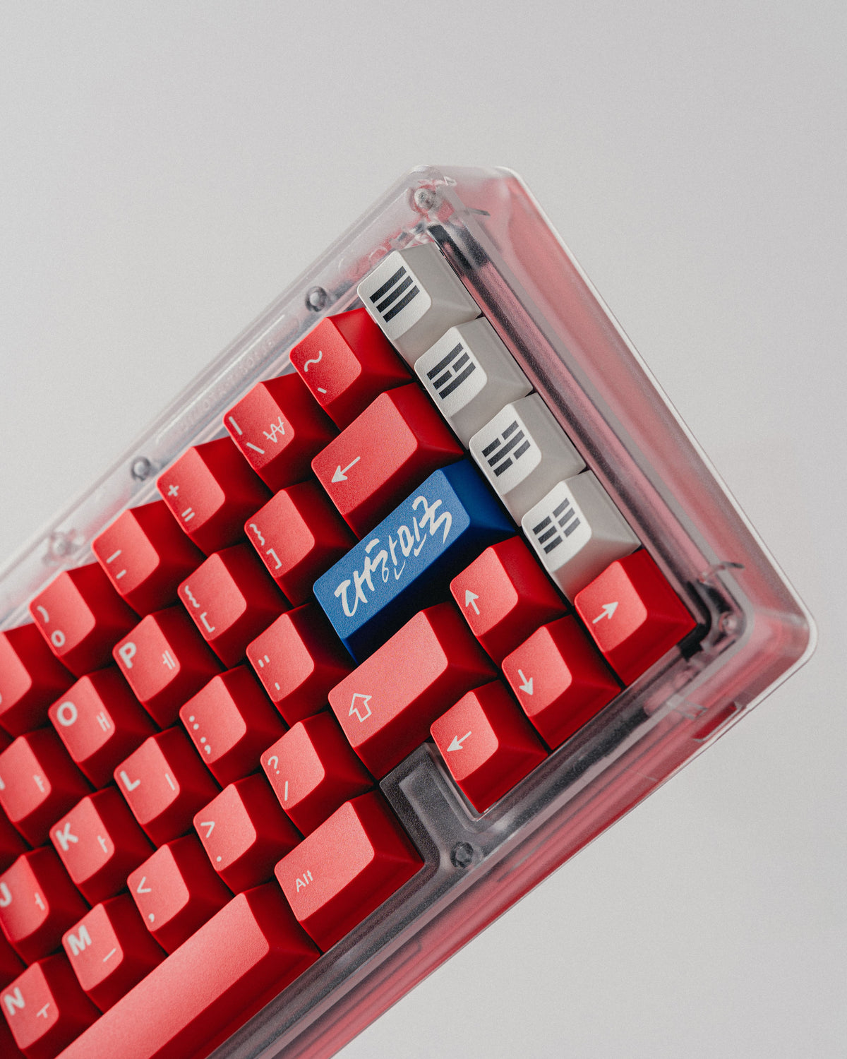 [Group Buy] GMK CYL Red Devils