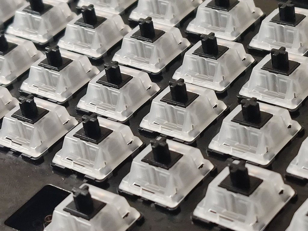 [In Stock] Opblack Switch